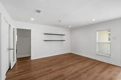10151 Brinwood Drive Houston TX 77043
