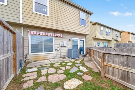 16855 Mammoth Springs Drive Houston TX 77095