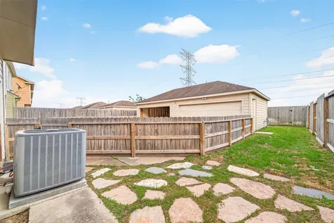 16855 Mammoth Springs Drive Houston TX 77095