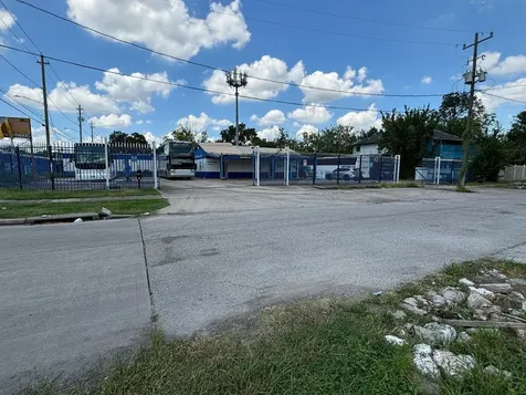 5621 Harrisburg Boulevard Houston TX 77011