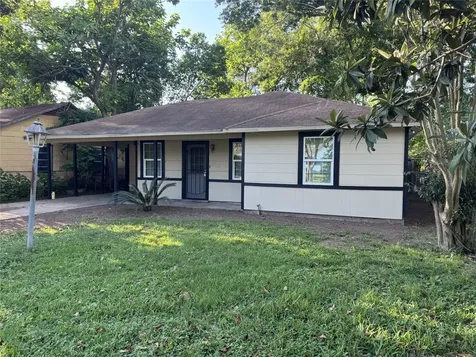 4933 Alvin Street Houston TX 77033