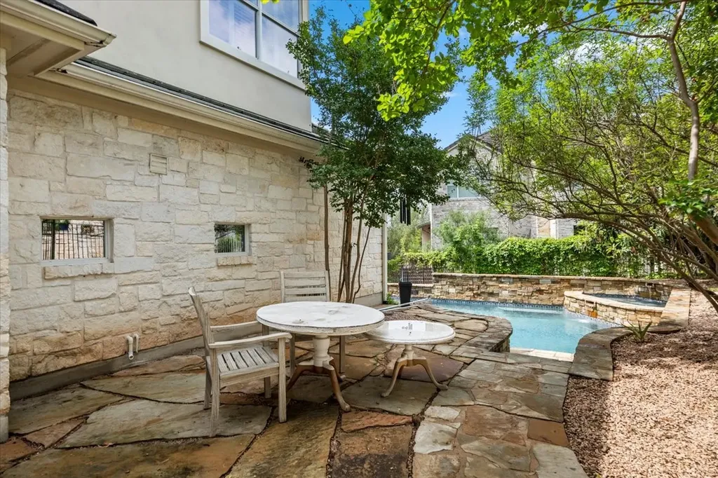 4308 Canoas Drive Austin TX 78730