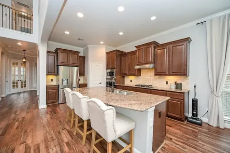 11 S Victoriana Circle Spring TX 77389