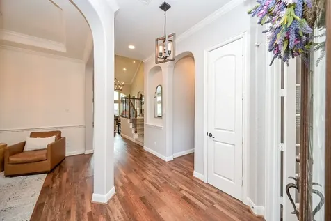 11 S Victoriana Circle Spring TX 77389