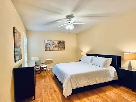 2400 Mccue Road 325 Houston TX 77056