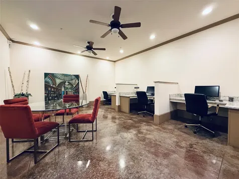 2400 Mccue Road 325 Houston TX 77056