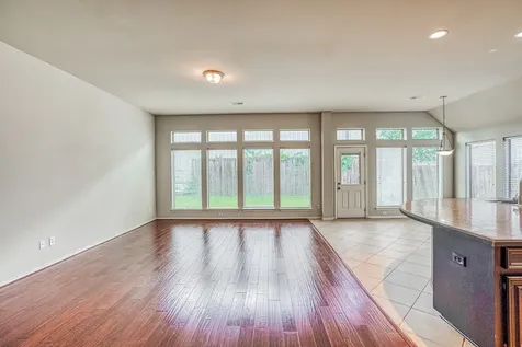 606 Red Oak Canyon Lane La Marque TX 77568