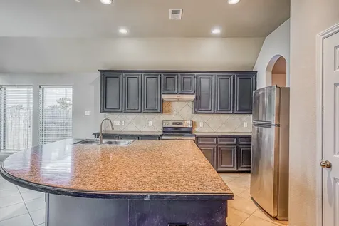 606 Red Oak Canyon Lane La Marque TX 77568