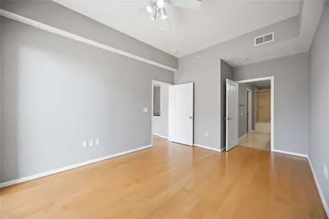 3505 Sage Road 1406 Houston TX 77056