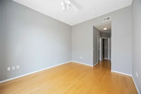 3505 Sage Road 1406 Houston TX 77056