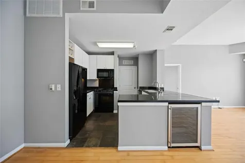 3505 Sage Road 1406 Houston TX 77056