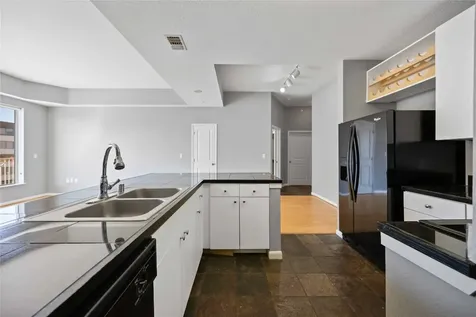 3505 Sage Road 1406 Houston TX 77056