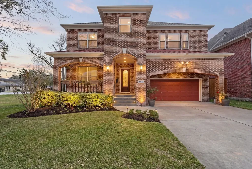 5103 Chestnut Street Bellaire TX 77401