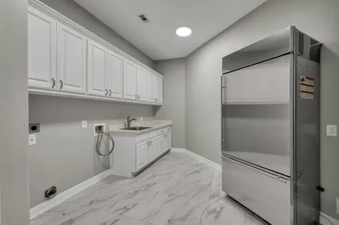 9503 Martha Springs Drive Houston TX 77070