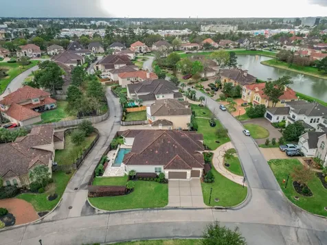 9503 Martha Springs Drive Houston TX 77070