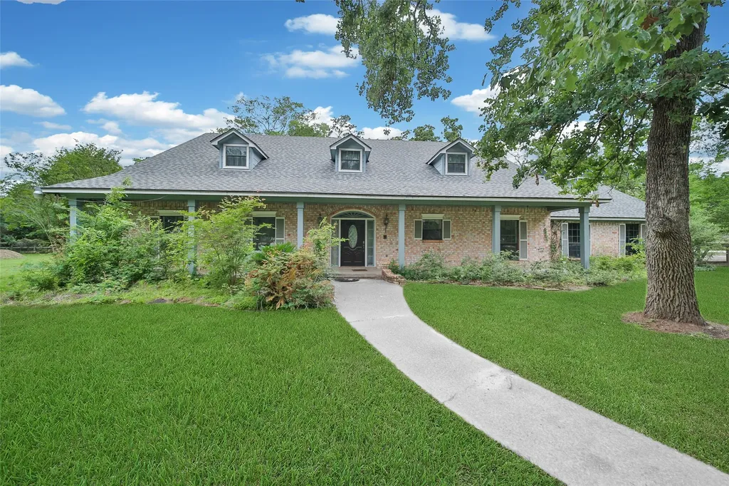 30731 N Cripple Creek Drive Magnolia TX 77354