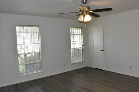 10427 Huntington Wood Drive Houston TX 77099