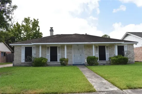 10427 Huntington Wood Drive Houston TX 77099