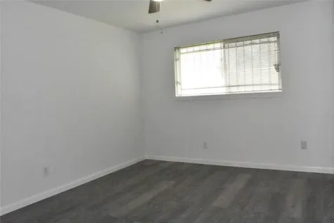 10427 Huntington Wood Drive Houston TX 77099