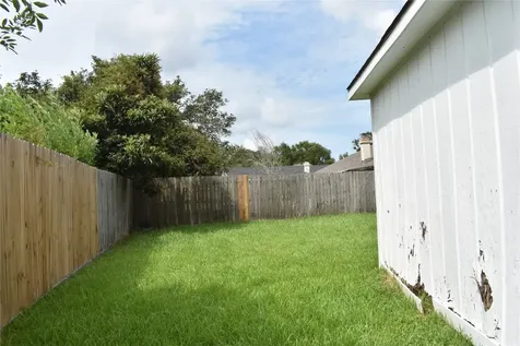 10427 Huntington Wood Drive Houston TX 77099