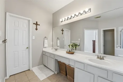 8126 Buffalo Springs Court Sugar Land TX 77479