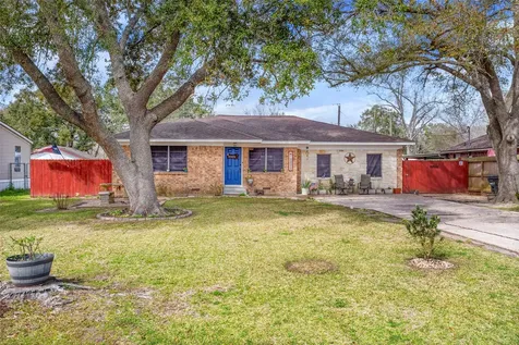 12222 23rd Street Santa Fe TX 77510