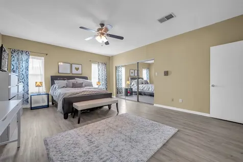 8091 El Mundo Street 8091 Houston TX 77054