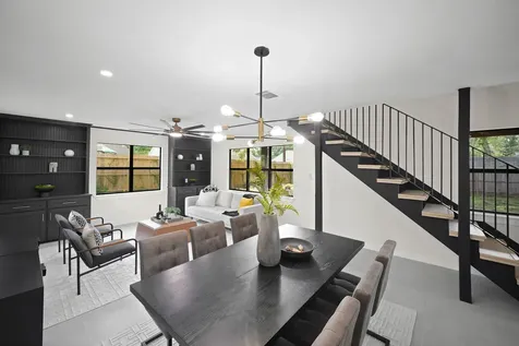 4813 Hummingbird Street Houston TX 77035
