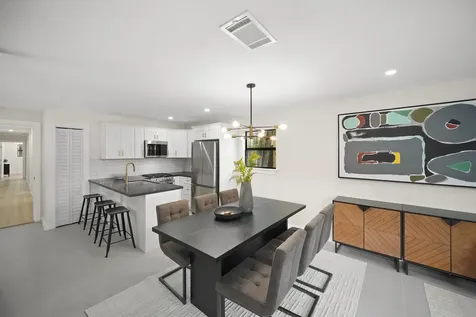 4813 Hummingbird Street Houston TX 77035