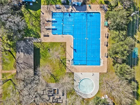4813 Hummingbird Street Houston TX 77035