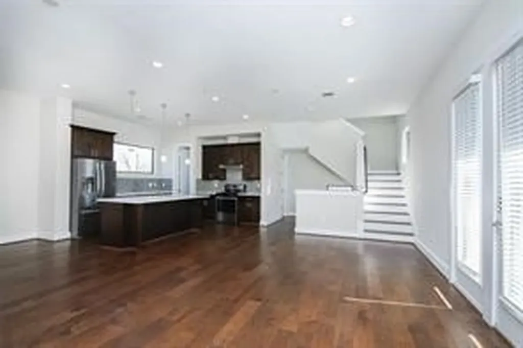 611 Sydnor Street Houston TX 77020