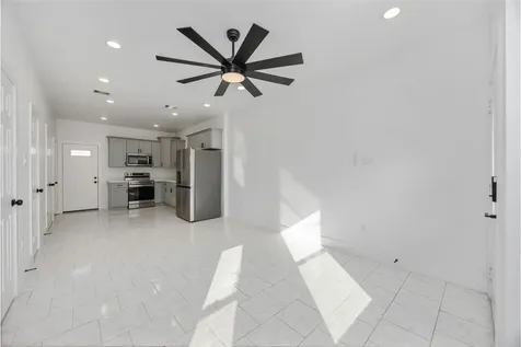 7710 Independence Street A Houston TX 77051
