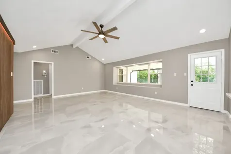 16222 Forest Bend Avenue Friendswood TX 77546