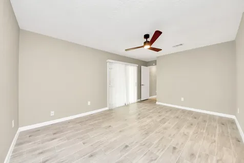 16222 Forest Bend Avenue Friendswood TX 77546