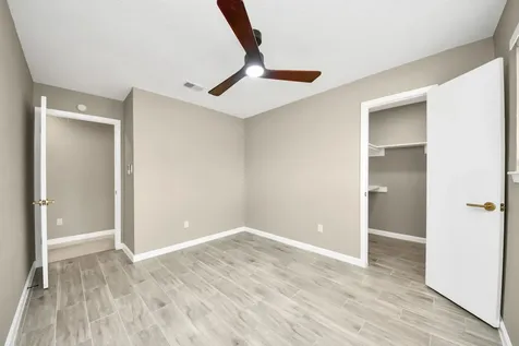 16222 Forest Bend Avenue Friendswood TX 77546