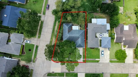 16222 Forest Bend Avenue Friendswood TX 77546