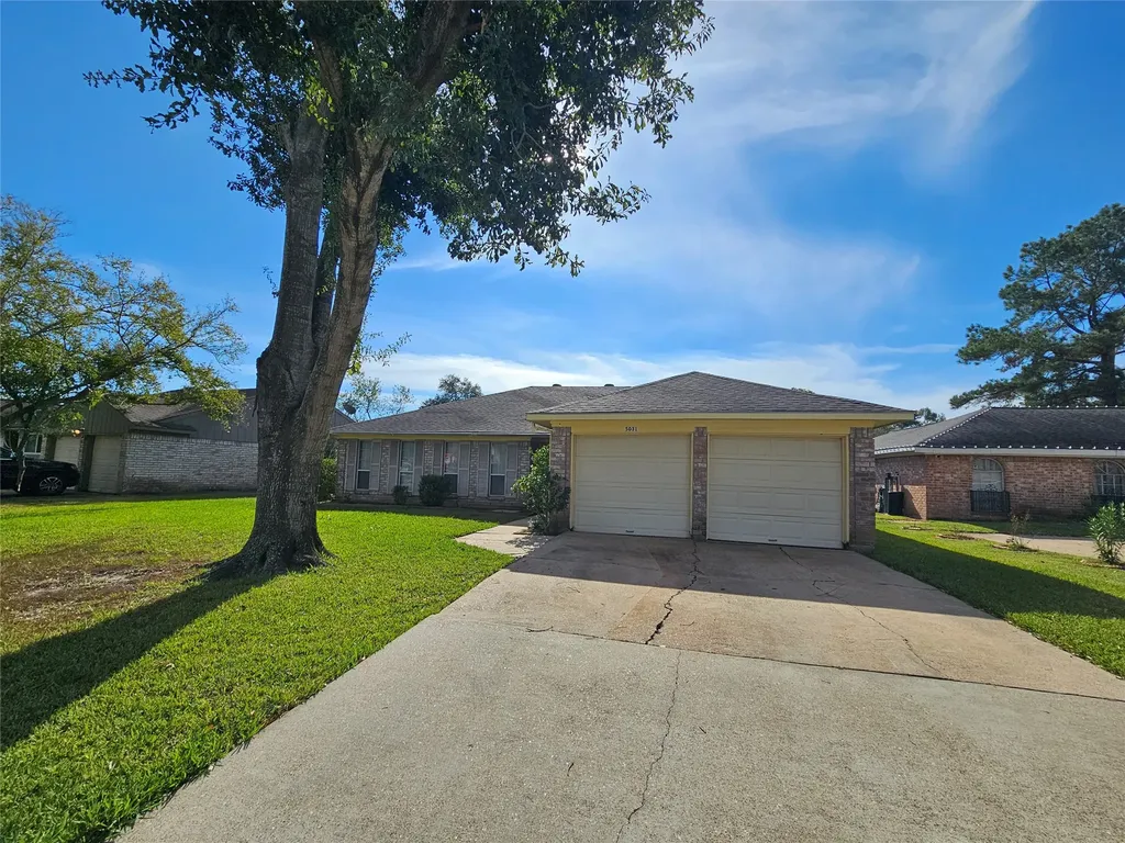 5031 Whispering Falls Drive Houston TX 77084