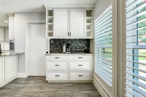 1904 Nursery Road The Woodlands TX 77380