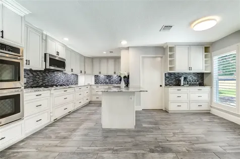 1904 Nursery Road The Woodlands TX 77380