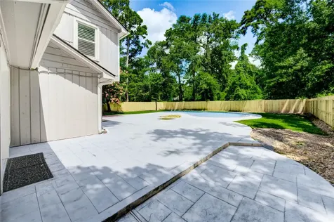 1904 Nursery Road The Woodlands TX 77380