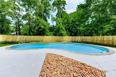 1904 Nursery Road The Woodlands TX 77380