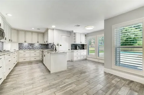 1904 Nursery Road The Woodlands TX 77380