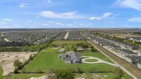 4233 Two Gun Way Katy TX 77494