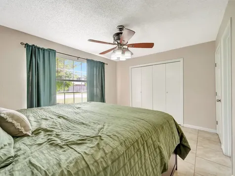 5521 Winding Brook Drive Dickinson TX 77539