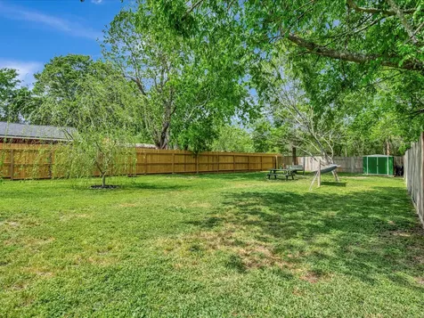 5521 Winding Brook Drive Dickinson TX 77539