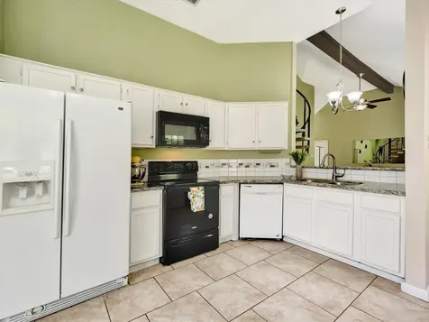 5521 Winding Brook Drive Dickinson TX 77539