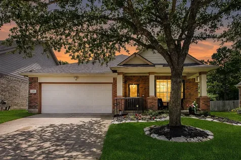 11302 N Creekwood Hills Lane Houston TX 77070