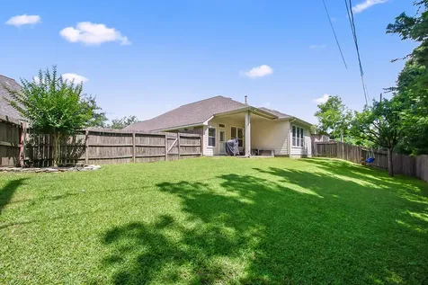 11302 N Creekwood Hills Lane Houston TX 77070