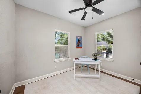 4103 New Orleans Street Houston TX 77020