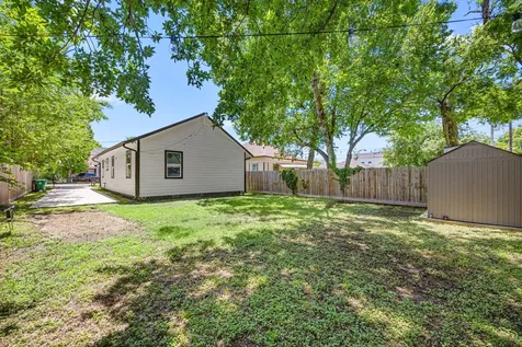 4103 New Orleans Street Houston TX 77020